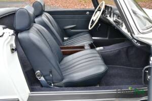 Image 45/50 of Mercedes-Benz 250 SL (1966)