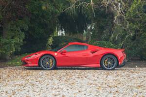 Bild 20/43 von Ferrari F8 Spider (2020)