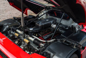 Image 27/29 of Ferrari Enzo Ferrari (2002)