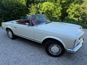 Image 1/11 of Mercedes-Benz 280 SL (1971)
