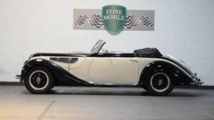 Image 2/33 de BMW 327 (1940)