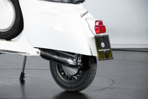 Image 34/41 de Piaggio Vespa 50 SS (1966)