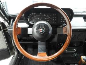 Bild 8/14 von Alfa Romeo Giulietta 2.0 Turbodiesel (1985)