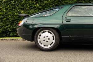 Bild 66/69 von Porsche 928 S4 (1989)