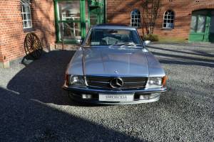 Afbeelding 8/24 van Mercedes-Benz 280 SLC (1981)