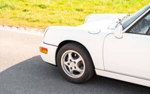 Image 7/48 of Porsche 911 Carrera 4 (1992)