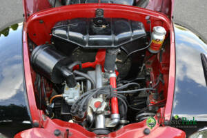 Image 14/50 of FIAT 500 C Topolino (1952)
