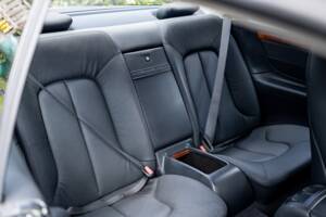 Bild 32/36 von Mercedes-Benz CL 500 (2004)