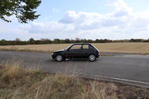 Obraz 41/56 pojazdu Peugeot 205 GTi 1.9 (1991)