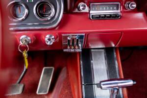 Image 48/50 of Ford Mustang 200 (1966)