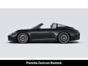 Image 2/14 of Porsche 911 Carrera 4S (1900)