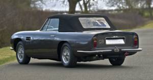 Imagen 20/50 de Aston Martin DB 6 Vantage Volante (1969)