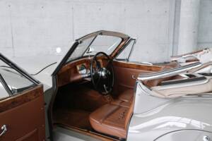 Bild 22/50 von Jaguar XK 120 DHC (1953)