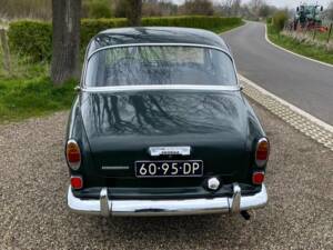 Bild 5/8 von Volvo P 121 (1967)