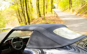 Immagine 40/47 di Porsche 911 Carrera (1994)