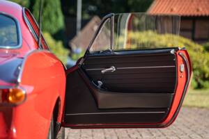 Image 39/59 de Volvo 1800 S (1964)