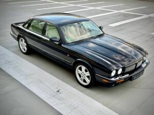Bild 7/19 von Jaguar XJR 4.0 (1998)