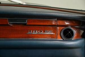 Bild 17/35 von Mercedes-Benz 280 SEL 3,5 (1972)