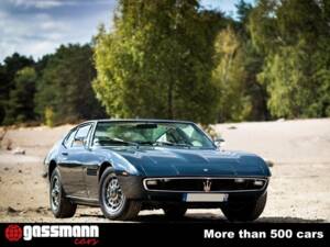 Image 2/15 of Maserati Ghibli (1968)