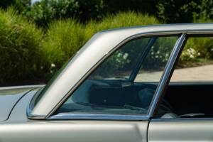 Image 38/50 of Mercedes-Benz 230 SL (1965)