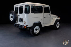 Image 5/21 de Toyota Land Cruiser FJ 40 (1981)