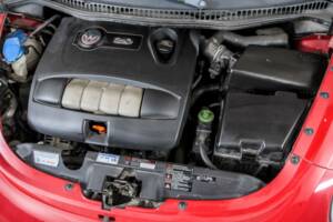 Image 38/50 de Volkswagen New Beetle 2.0 (2006)