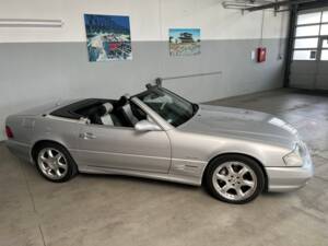 Afbeelding 28/60 van Mercedes-Benz SL 500 &quot;Silver Arrow&quot; (2002)