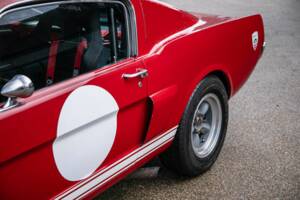 Bild 39/50 von Ford Shelby GT 350 (1966)