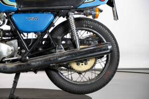 Image 16/48 of Kawasaki 750 H2 Mach IV (1972)