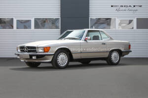 Image 1/32 de Mercedes-Benz 500 SL (1988)