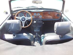 Bild 34/63 von Triumph TR 6 (1974)