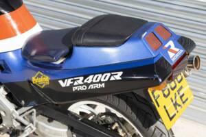 Bild 30/47 von Honda VFR 400 R (1988)