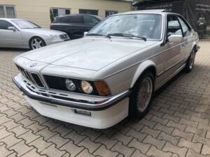 Bild 12/27 von BMW M 635 CSi (1986)