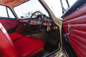 Image 20/50 of Volvo P 1800 (1962)