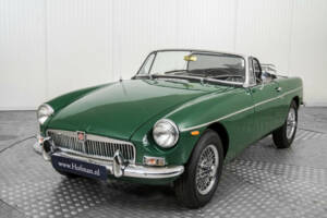 Image 16/50 of MG MGB (1964)