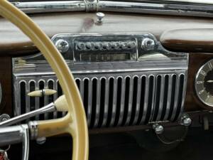 Image 22/24 of Cadillac 62 Sedan (1947)