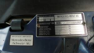 Afbeelding 2/40 van Mercedes-Benz E 420 (1993)