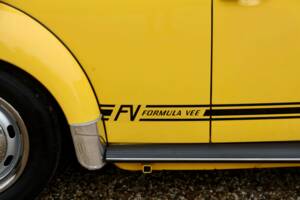 Immagine 37/50 di Volkswagen Maggiolone 1303 (1975)