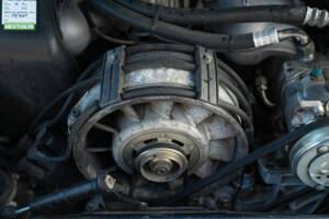 Bild 48/50 von Porsche 911 Carrera 3.2 (1989)