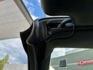 Bild 13/14 von Mercedes-Benz E 220 (1996)