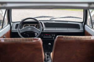 Image 28/36 of Ford Fiesta (1977)