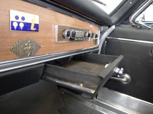 Bild 8/34 von Lancia Flavia 1.8 Iniezione (Vignale) (1966)
