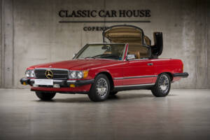 Image 15/89 of Mercedes-Benz 560 SL (1986)