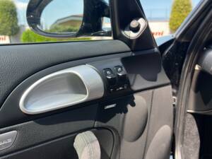 Bild 14/27 von Porsche 911 Carrera 4 GTS (2011)