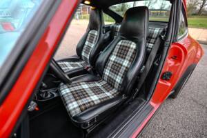 Image 7/12 of Porsche 911 Carrera 3.2 (1987)