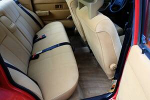 Image 25/75 de Volvo 240 (1986)