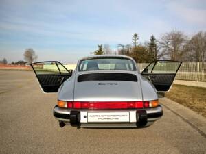Imagen 4/24 de Porsche 911 Carrera 3.2 (1988)