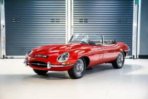 Image 11/29 de Jaguar Type E 3.8 (1961)