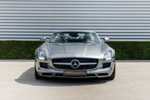 Image 2/21 of Mercedes-Benz SLS AMG Roadster (2012)