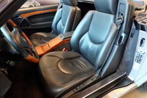 Bild 51/63 von Mercedes-Benz SL 320 &quot;Final Edition&quot; (2001)